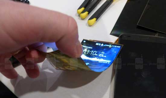 گوشی هوشمند با صفحه نمایش انعطاف پذیر LG G Flex