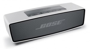 بهترین اسپیکرهای بلوتوثی در سال 2015 11 soundlinkminispeaker1
